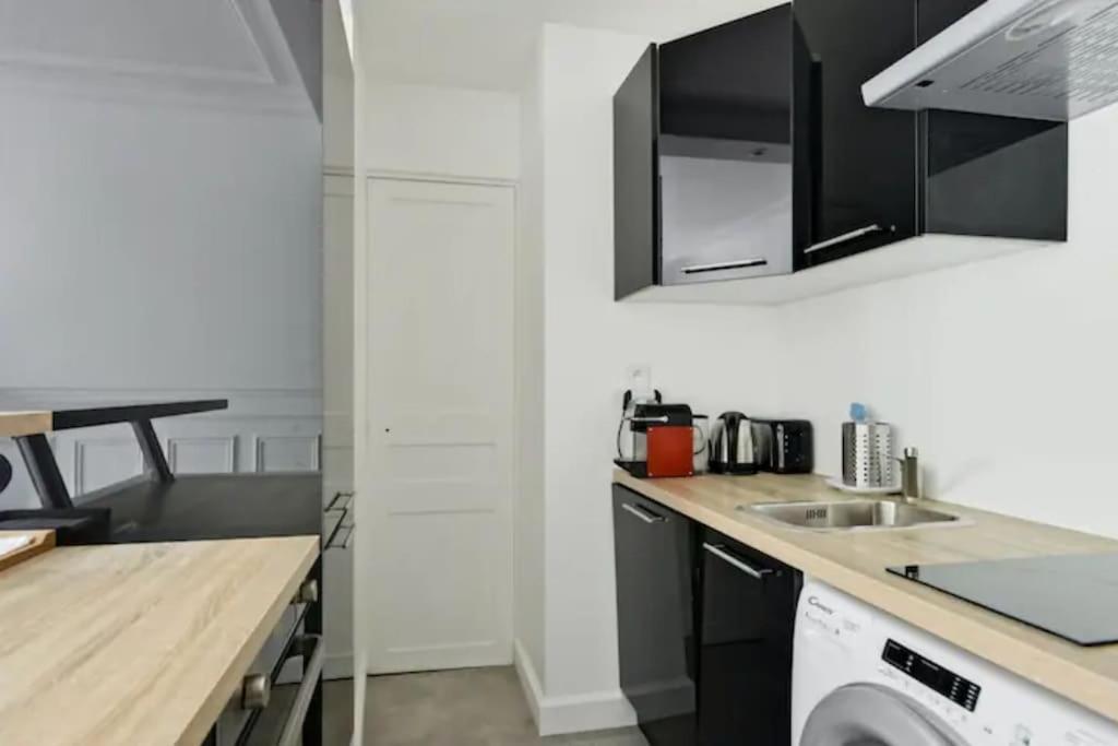 Entier A Montmartre Pour 4 * París